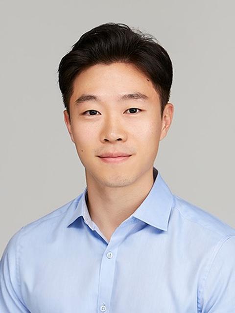 Photo of John Hwang